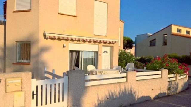 Appartement 7 Personnes Face Mer 7Blion37 Le Barcarès Esterno foto